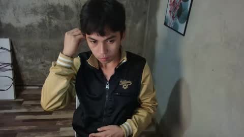 Snapshot of selene_0417 chatting on September 24, 2025, 6:44 pm Aprilane online show from September 24, 2025, 6:44 pm