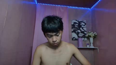 Snapshot of selene_0417 chatting on October 19, 2025, 4:13 am Aprilane online show from October 19, 2025, 4:13 am