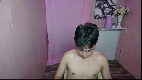 Snapshot of selene_0417 chatting on October 30, 2025, 8:05 am Aprilane online show from October 30, 2025, 8:05 am