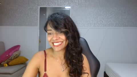 Snapshot of selene_bubble chatting on March 2, 2026, 1:07 pm Selene online show from March 2, 2026, 1:07 pm