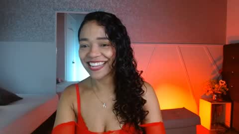 Snapshot of selene_bubble chatting on May 31, 2026, 1:51 pm Selene online show from May 31, 2026, 1:51 pm