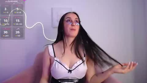 selene_swee online show from June 28, 2026, 5:52 pm