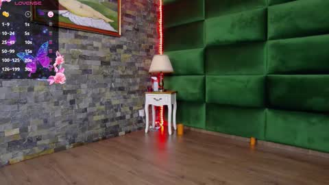 Selen online show from February 10, 2026, 8:13 pm