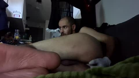 Julian Kinky Bi-guy online show from July 1, 2026, 9:22 am