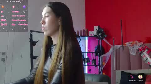 Nicole online show from October 20, 2025, 1:50 am