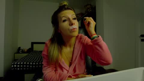 sellena_angels online show from April 24, 2026, 3:03 pm