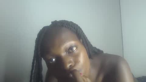 Snapshot of sellinprinces chatting on September 18, 2025, 1:18 am sellinprinces online show from September 18, 2025, 1:18 am