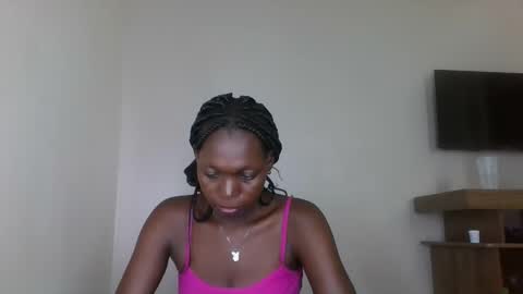 Snapshot of sellinprinces chatting on November 4, 2025, 10:42 pm sellinprinces online show from November 4, 2025, 10:42 pm