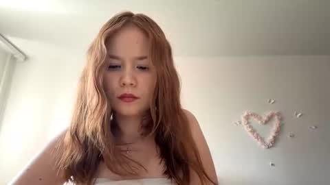 Lily online show from July 25, 2026, 9:51 am