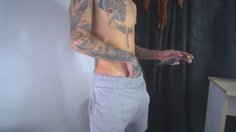 sem_alas online show from March 10, 2026, 12:15 am