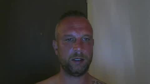 sence08 online show from October 17, 2025, 8:44 pm