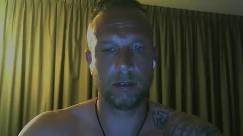 sence08 online show from May 25, 2026, 1:33 am