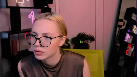 Sendi online show from November 22, 2025, 9:30 am