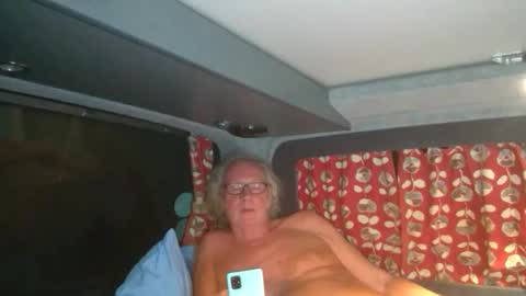 Snapshot of seniorfuntime1556 chatting on November 25, 2025, 10:21 pm Summiteer online show from November 25, 2025, 10:21 pm