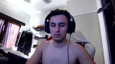 Snapshot of senitzzu chatting on January 19, 2025, 9:34 pm PAJACONTROL online show from January 19, 2025, 9:34 pm