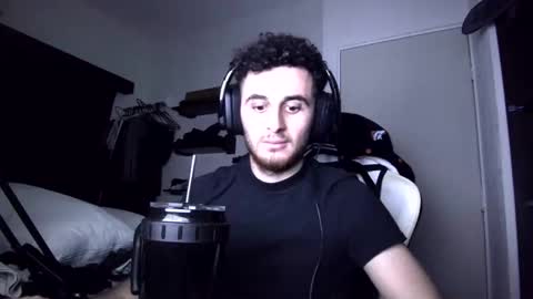 Snapshot of senitzzu chatting on February 12, 2025, 6:08 am PAJACONTROL online show from February 12, 2025, 6:08 am