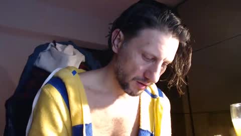 senorneby online show from January 21, 2025, 8:32 pm