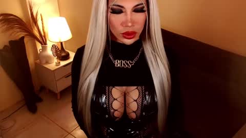 unstappable queen kate online show from February 10, 2025, 1:35 am