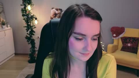 sensemysoul online show from December 18, 2025, 3:12 am