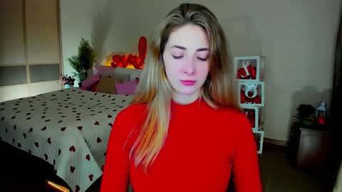 sensitiveheartt online show from February 14, 2026, 12:02 pm