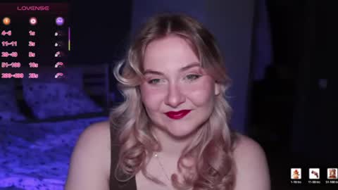 Snapshot of sensual_girrrl chatting on July 27, 2026, 11:23 pm Ilona online show from July 27, 2026, 11:23 pm