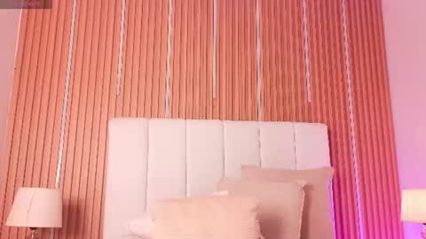 Snapshot of sensual_kim77 chatting on June 27, 2026, 1:50 pm Sensual Kim77 online show from June 27, 2026, 1:50 pm