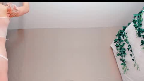 Snapshot of sensual_miss_mia chatting on February 27, 2026, 10:54 pm Mia online show from February 27, 2026, 10:54 pm