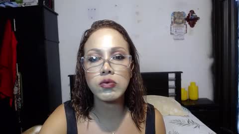 Snapshot of sensual_natalie chatting on October 3, 2025, 5:10 pm sensual_natalie online show from October 3, 2025, 5:10 pm