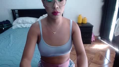 Snapshot of sensual_natalie chatting on October 24, 2025, 2:57 pm sensual_natalie online show from October 24, 2025, 2:57 pm