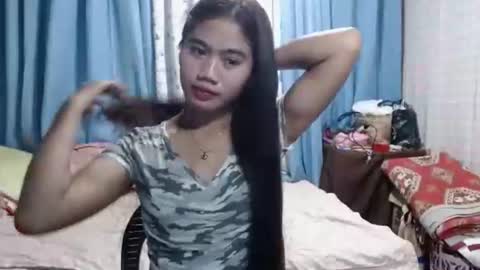 Snapshot of sensual_nhor chatting on May 15, 2026, 12:01 pm sensual_nhor online show from May 15, 2026, 12:01 pm