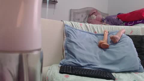 Snapshot of sensualbaby07 chatting on December 27, 2024, 9:43 pm I am Hellen online show from December 27, 2024, 9:43 pm