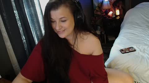 Snapshot of sentfrmheaven chatting on December 25, 2024, 5:05 pm Tara online show from December 25, 2024, 5:05 pm