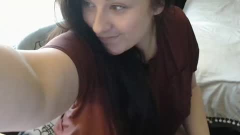 Snapshot of sentfrmheaven chatting on March 6, 2025, 4:49 pm Tara online show from March 6, 2025, 4:49 pm