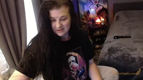 Tara online show from April 24, 2026, 1:35 pm