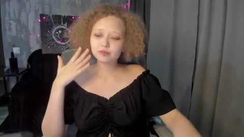Snapshot of senya_sol chatting on June 20, 2026, 8:22 pm senya_sol online show from June 20, 2026, 8:22 pm