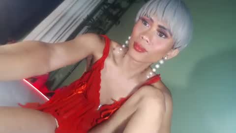 senyora_evangelista online show from May 7, 2026, 3:01 am