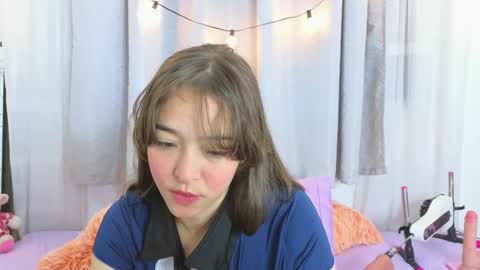 Snapshot of serafina_ chatting on October 8, 2025, 2:04 pm serafina_ online show from October 8, 2025, 2:04 pm