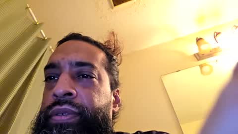 Snapshot of serani02 chatting on January 14, 2026, 11:09 pm Serani online show from January 14, 2026, 11:09 pm