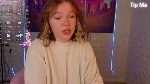 Lisa and Mona online show from July 13, 2026, 2:03 am