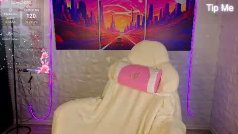 Lisa and Mona online show from July 25, 2026, 12:53 am