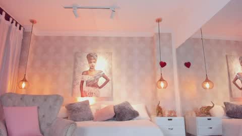 serena___ online show from April 6, 2026, 4:46 am