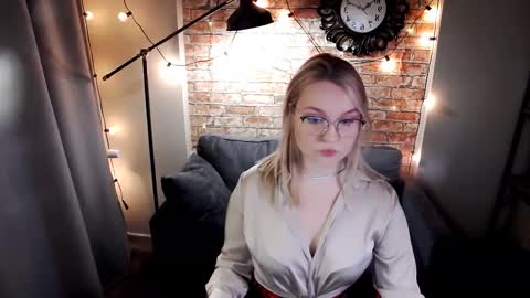 Serena online show from February 19, 2026, 10:00 am