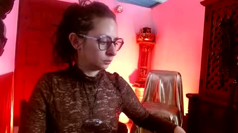 Serena Xyz online show from January 18, 2026, 3:27 pm