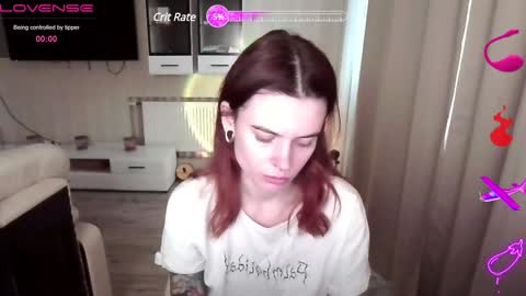 serenamilss online show from December 22, 2024, 7:33 am