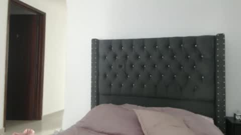 Snapshot of serenaroussee chatting on February 8, 2026, 8:12 pm sararoussee online show from February 8, 2026, 8:12 pm