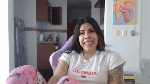 Snapshot of serenaroussee chatting on June 24, 2026, 6:07 pm sararoussee online show from June 24, 2026, 6:07 pm