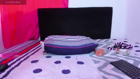 Snapshot of serenawilliam_ chatting on November 15, 2025, 6:15 pm serenawilliam_ online show from November 15, 2025, 6:15 pm