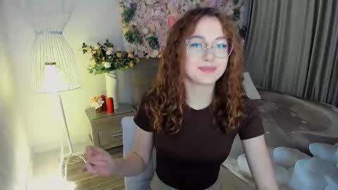 Snapshot of sereneflame chatting on November 22, 2025, 7:35 pm Ophelia online show from November 22, 2025, 7:35 pm