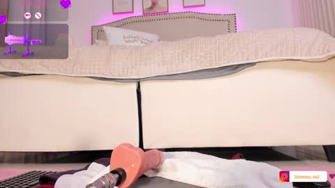 Snapshot of serenna_se chatting on March 7, 2025, 12:15 am Serenna Cruz online show from March 7, 2025, 12:15 am