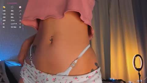 Snapshot of sergantt53 chatting on November 4, 2025, 2:54 am Ariana online show from November 4, 2025, 2:54 am